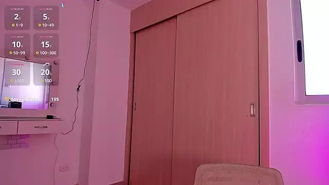 sally_rousse from StripChat