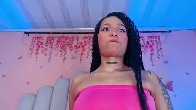 samantha_simur from StripChat is Freechat