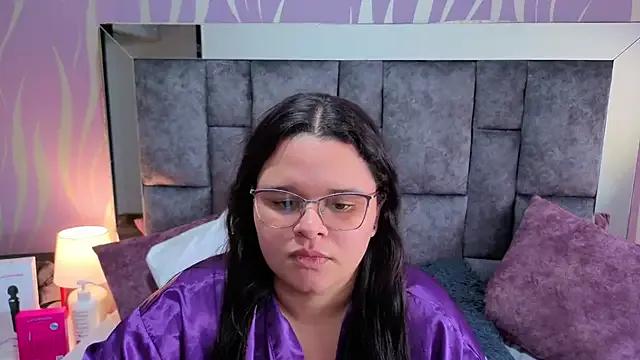 SamanthaPaImer from StripChat is Freechat