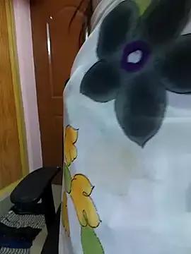 sana-99 from StripChat is Freechat