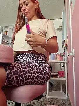 sandy_y from StripChat is Freechat