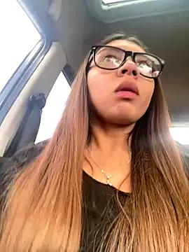 Sara-cooper2 from StripChat is Freechat