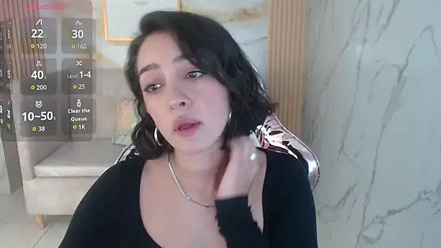 sara_lopez_s from StripChat is Freechat