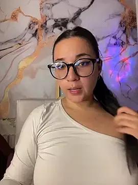 sara_roy04_ from StripChat is Freechat