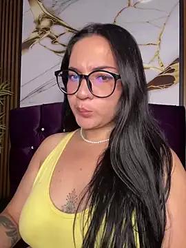 sara_roy04_ from StripChat is Freechat