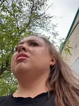 Freechat Sara_Slow on StripChat