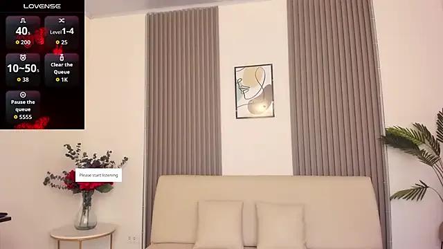 Freechat Saraakushh on StripChat