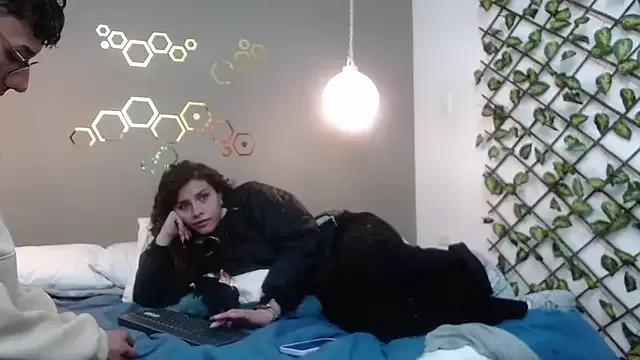 Sarabubbie from StripChat is Freechat