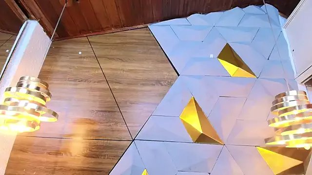 sarah_banks1 on StripChat 