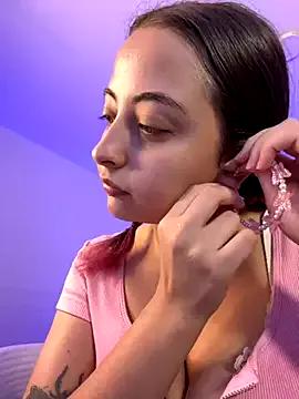 SarahCastro1_ from StripChat is Freechat