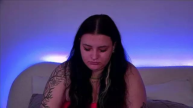 SaraOswald from StripChat