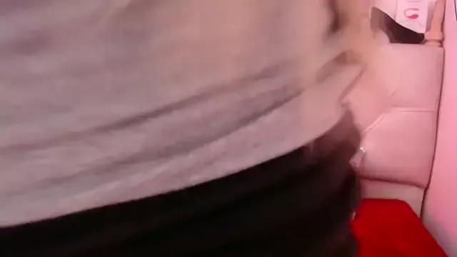 sarawiliamx on StripChat 