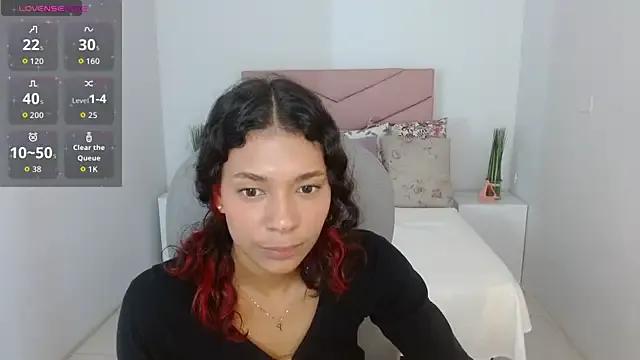 SarayVega_ from StripChat is Freechat