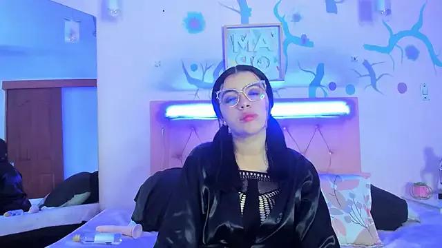 Sasha_Blake from StripChat is Freechat