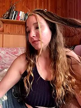 sashapulse from StripChat is Freechat