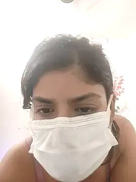 Freechat sassyy_poonam on StripChat