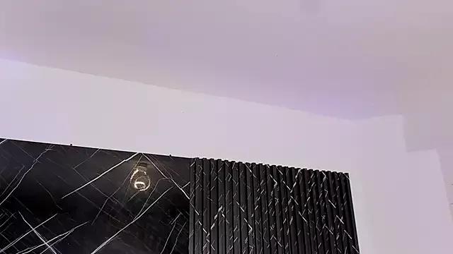 Scarlet_hill from StripChat