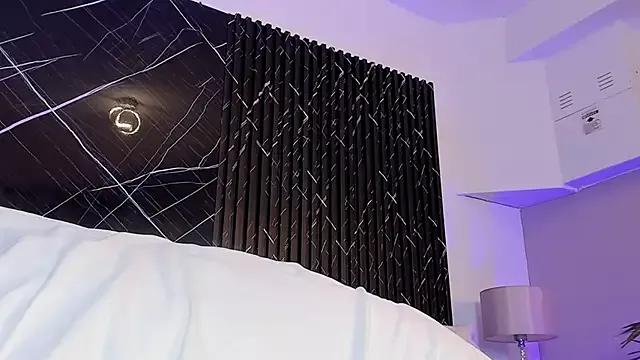 Scarlet_hill from StripChat