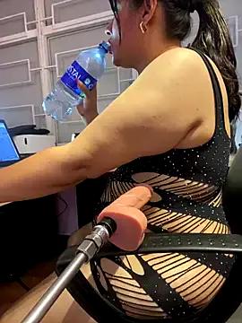 ScarlethAH from StripChat is Freechat