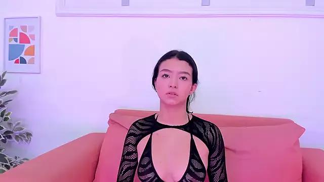 scarletross_ from StripChat is Freechat