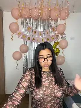 scarlettbless from StripChat is Freechat