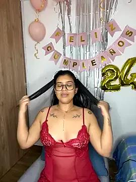 scarlettbless from StripChat is Freechat