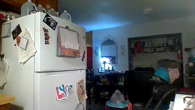 Freechat ScrawburryBBW on StripChat