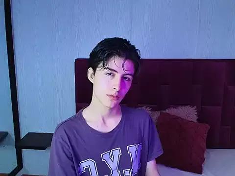 secretofa_guy from StripChat is Freechat