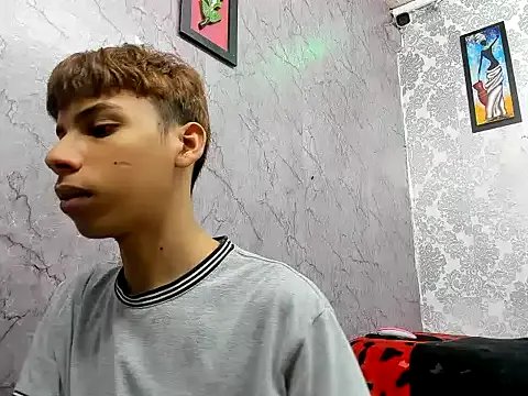 Freechat sexyboys_cutex18 on StripChat