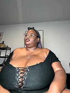 Freechat SexyHugeblackTitties on StripChat