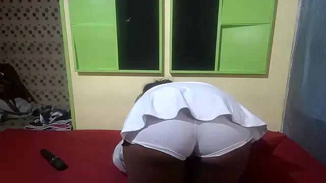 SexylollyLips from StripChat is Freechat