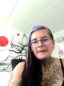 Shadow_Secret on StripChat