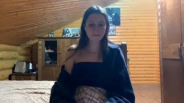 Shyselly from StripChat