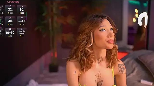 SiennaJayden from StripChat