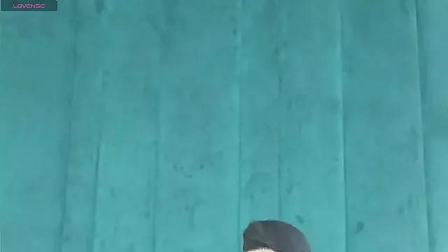 Sierra_Quinn from StripChat is Freechat