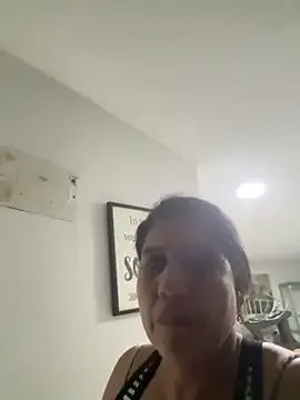 Freechat siri_duque on StripChat