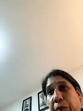 Freechat siri_duque on StripChat