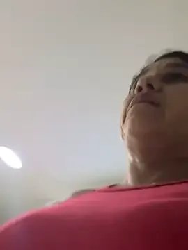 Freechat siri_duque on StripChat