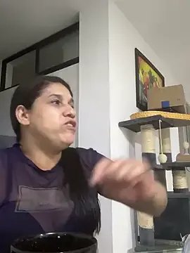 Freechat siri_duque on StripChat