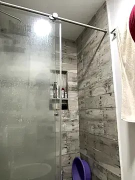 Freechat siri_duque on StripChat