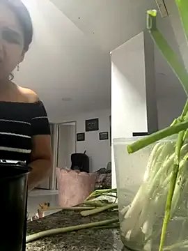 Freechat siri_duque on StripChat