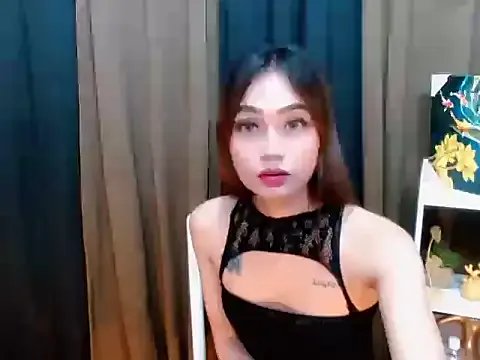 Freechat slutmistresscummer on StripChat