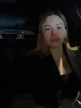 StripChat SMELLSEX is Freechat SMELLSEX — SHOW TITS IN A CAR IN TRAFFIC