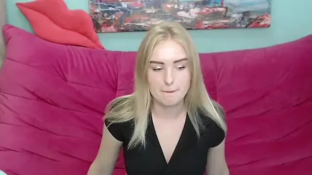 Freechat SofySofty on StripChat
