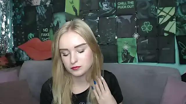 Freechat SofySofty on StripChat