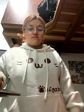 Freechat Sophia_Weest99 on StripChat