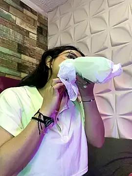 SophiaHilt0n from StripChat is Freechat