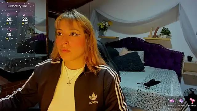 sophialyh_1 from StripChat is Freechat