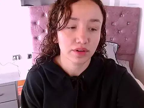 sophie_rosse1 from StripChat is Freechat