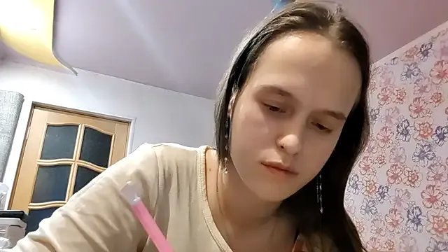 Freechat SophieHazely on StripChat